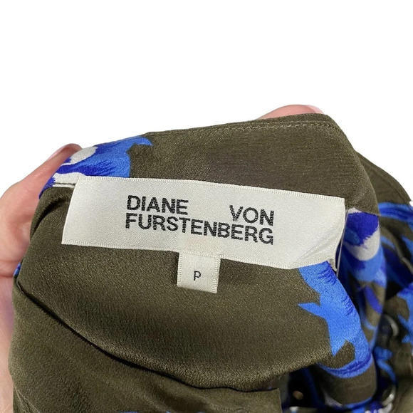 Diane Von Furstenberg Green Blue Floral Button-Up Long Sleeve Silk Top Size XS - Picture 6 of 8